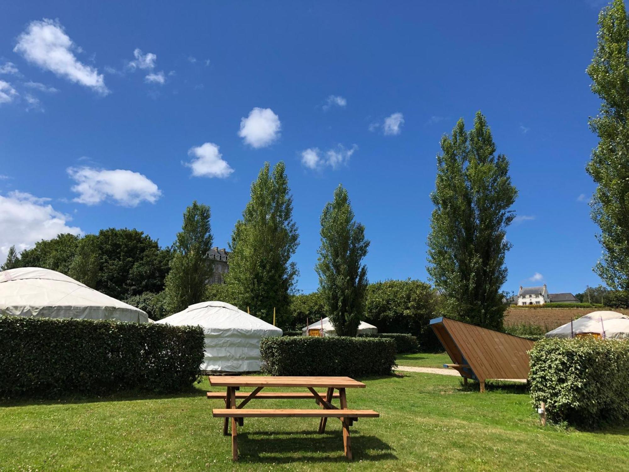 Camping Kerlaudy Mer Et Yourtes Plouénan Exterior photo