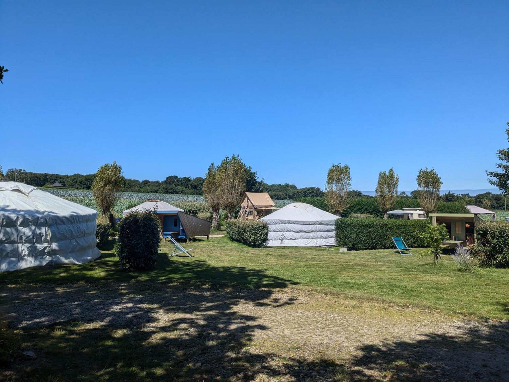 Camping Kerlaudy Mer Et Yourtes Plouénan Exterior photo