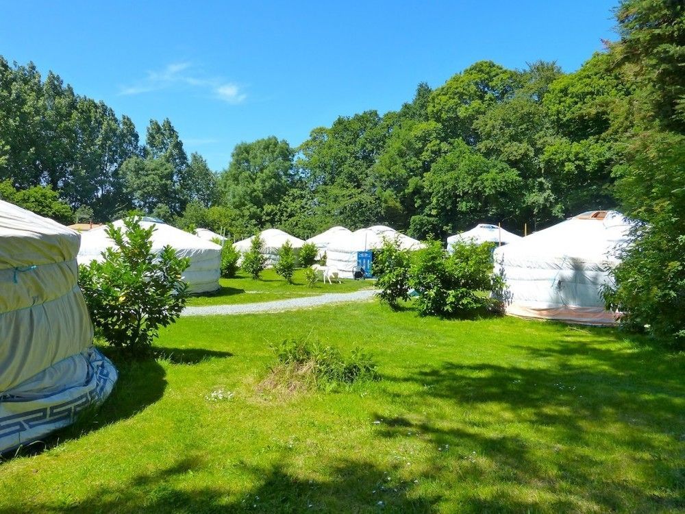 Camping Kerlaudy Mer Et Yourtes Plouénan Exterior photo